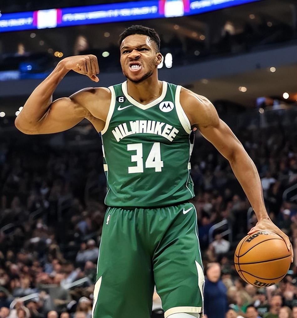 跟队：米兰不太可能在一月运作莱万，但他是夏窗的理想人选（随队记者：米兰冬窗难签莱万，夏窗仍视其为理想目标）