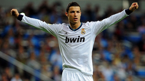 斯洛特：我没说过不会找萨拉赫谈；近三场联赛我们已经有改变（斯洛特澄清：从未排除与萨拉赫沟通，近三轮联赛已出现变化）