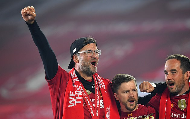 阿方索-戴维斯今日恢复部分合练，为接受手术以来首次