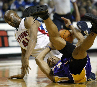 五大联赛金靴榜三人并列，竞争极其激烈（五大联赛金靴榜三强并列，争夺白热化）